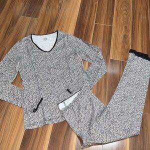 Small Cuddl duds lightweight pajama lounge set animal print